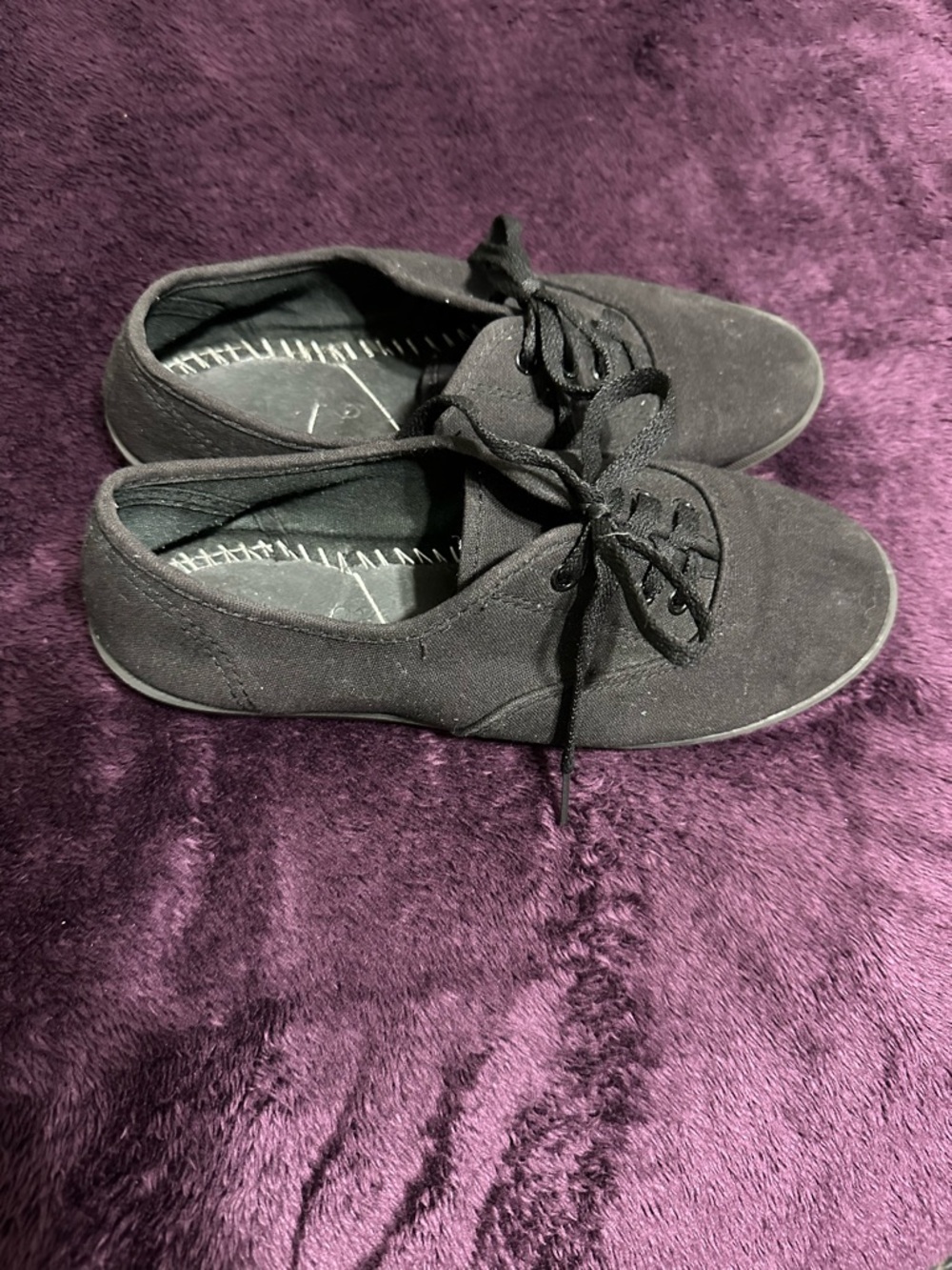 Black Canvas Lace-Up Casual Sneakers